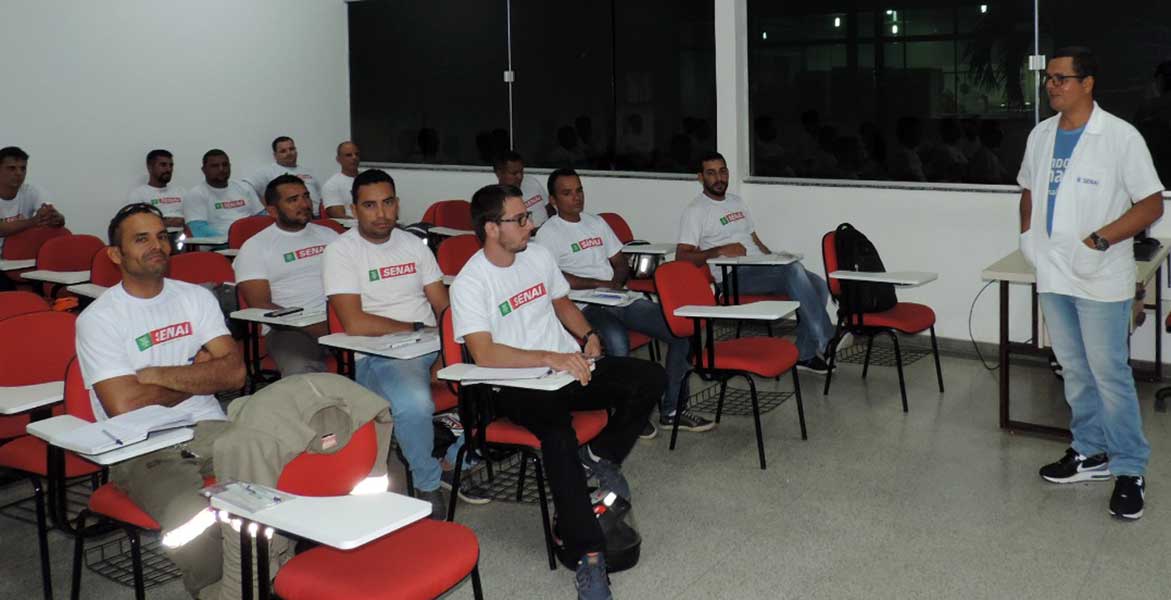SENAI inicia curso para formação de eletricistas em Rio Branco e Cruzeiro do Sul 