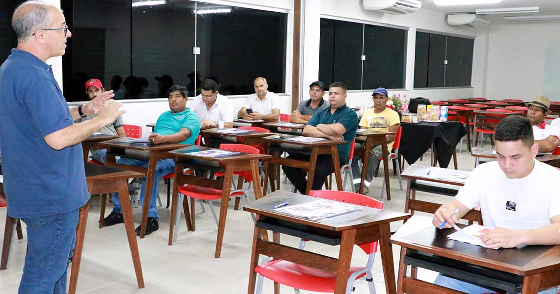 SENAI presta consultoria para melhorar produtividade de indústrias cerâmicas do Acre