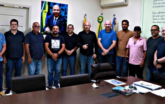 SENAI firma parceria com prefeitura de Sena para ofertar curso de Operador de Máquinas Pesadas