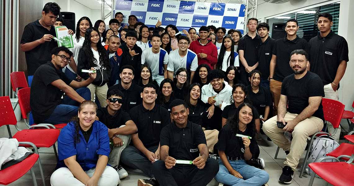 Alunos do curso técnico do SENAI participam de Workshop para celebrar o Abril Verde